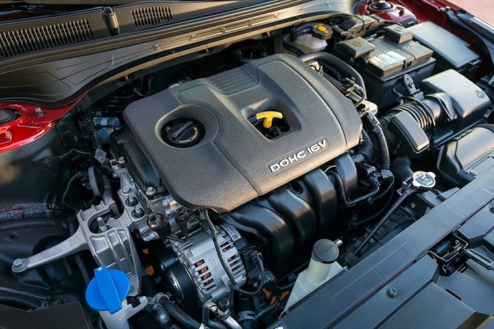 kia cerato dong co